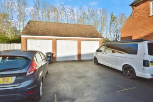 Photo 19- click for photo gallery